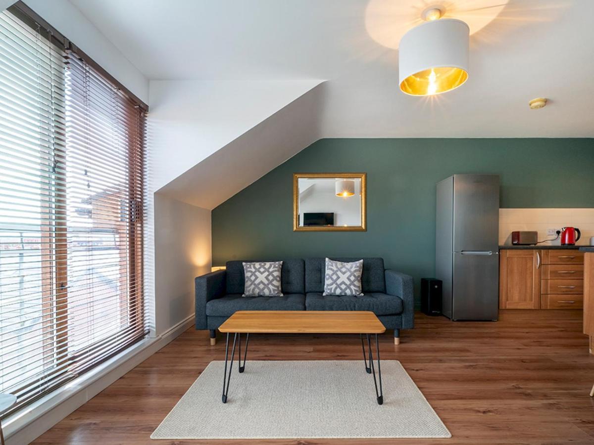 Titanic View Penthouse - Gated Complex - Parking Apartment Belfast